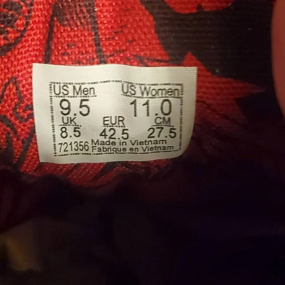 9.5 Marvel x Vans Old Skool Avengers Hulk Thor Iron Man Limited Edition Sneakers